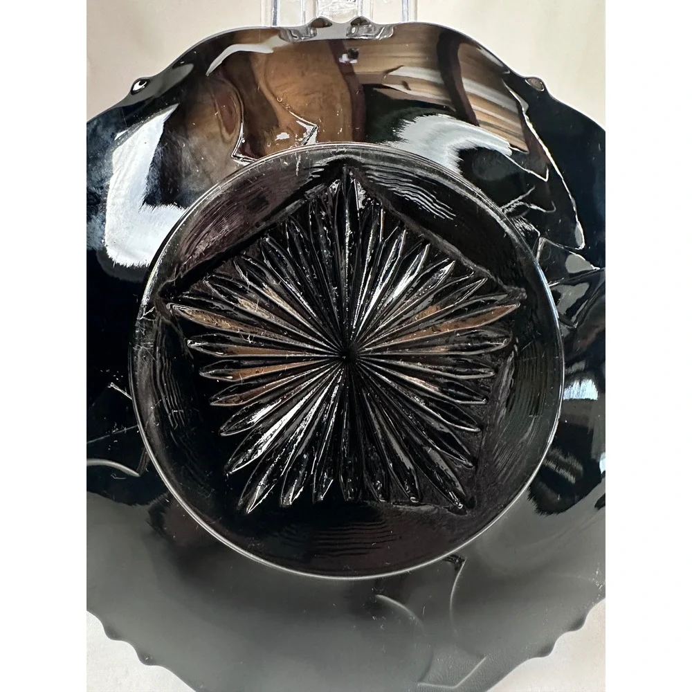 LE Smith Black Amethyst Glass‎ Saucers Mount Vernon Scalloped Set of two6.5 inch
